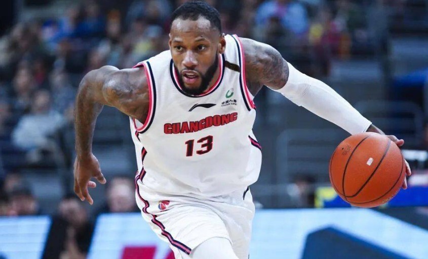 威姆斯中国球员过得太安逸了cba很多球队太依赖外援得分