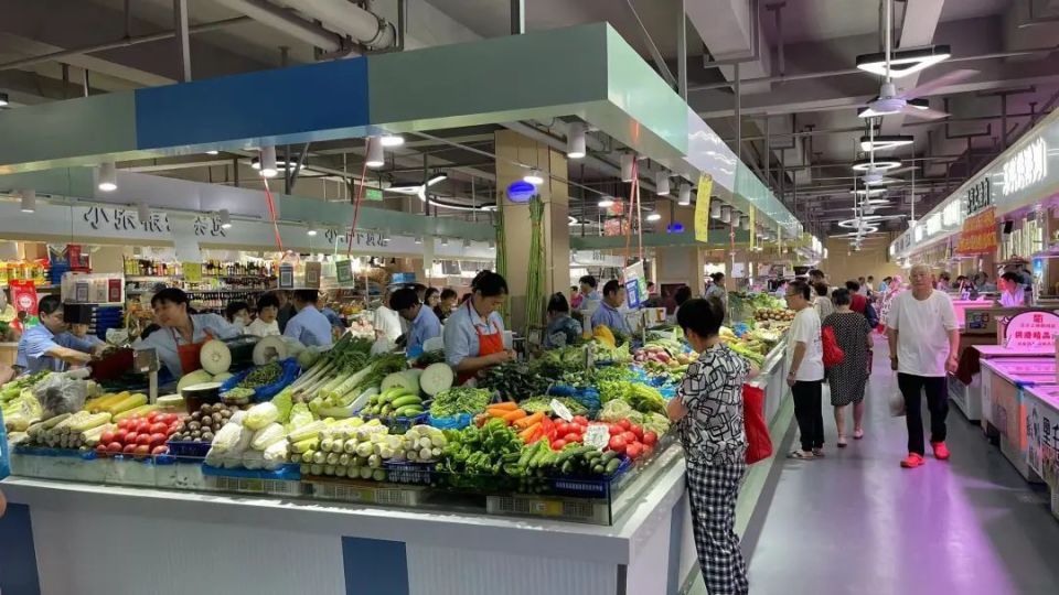 菜市场一般卖什么好(菜市场一般卖什么好卖)