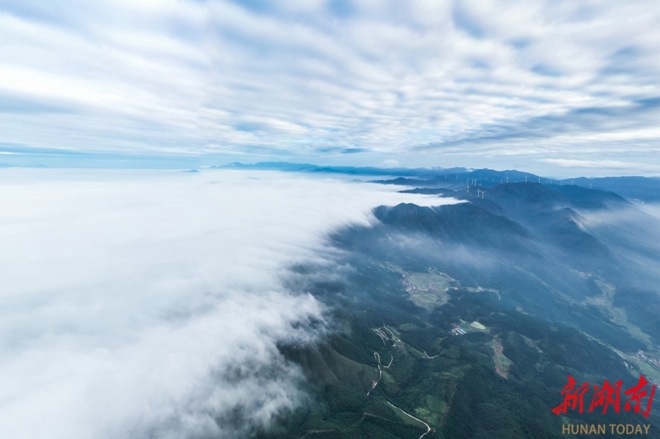 走去蓝山追云海