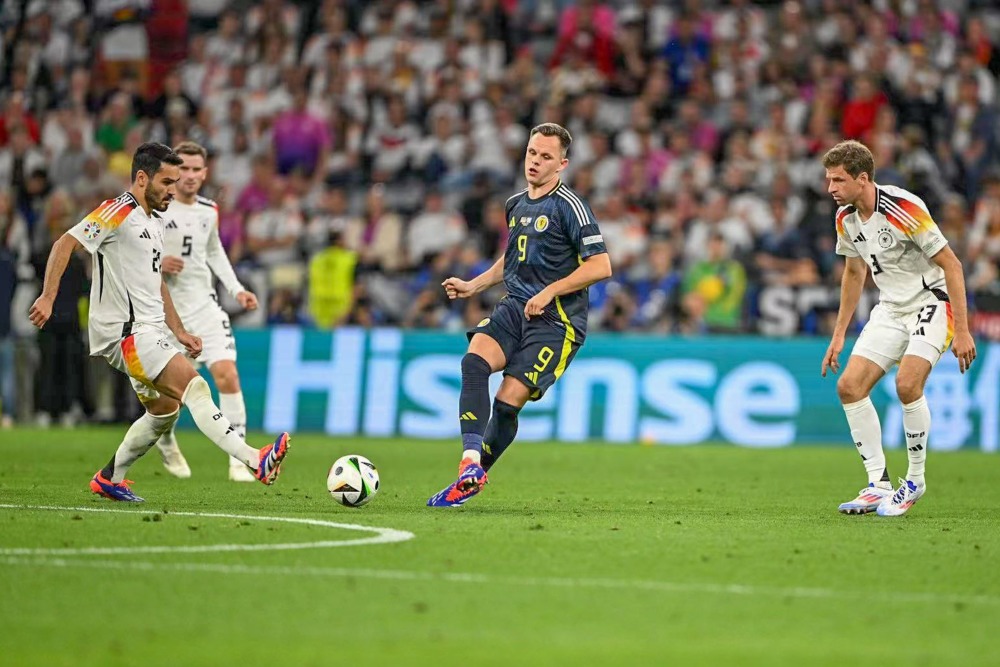 21岁穆西亚拉2球领跑欧洲杯射手榜,19年切尔西19