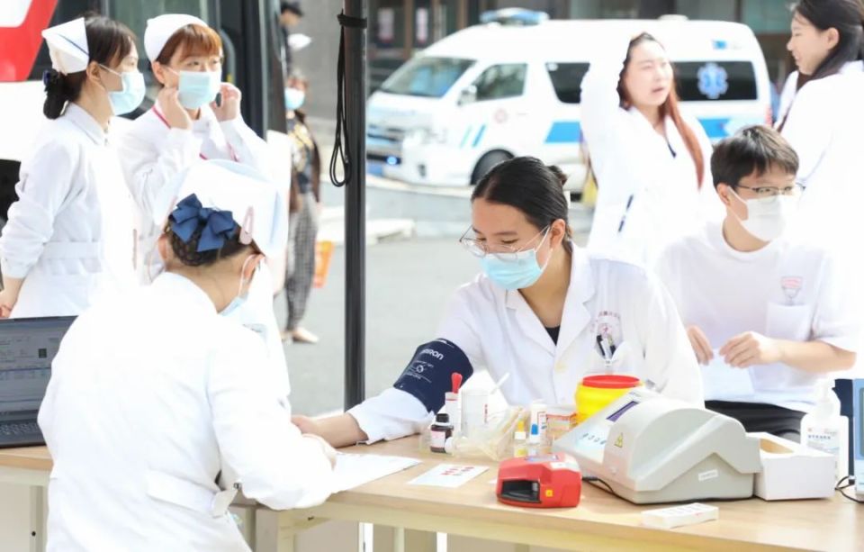 自2020年5月20日开始,天佑医院就把这一天定为,这一善举已成为医院的