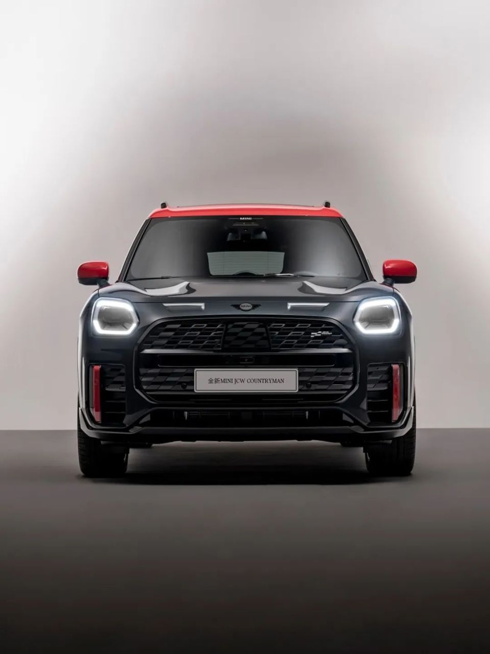 宝马汽车全新minijcwcountryman上市20t发动机3998万元