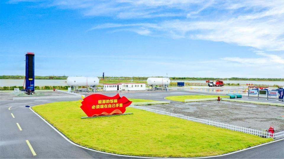 春归油区，万物向新！胜利油田在开发与保护中书写生态答卷_腾讯新闻