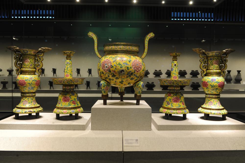 孔子诞辰2575年，这套祭孔礼器的排面绝了！-腾讯新闻