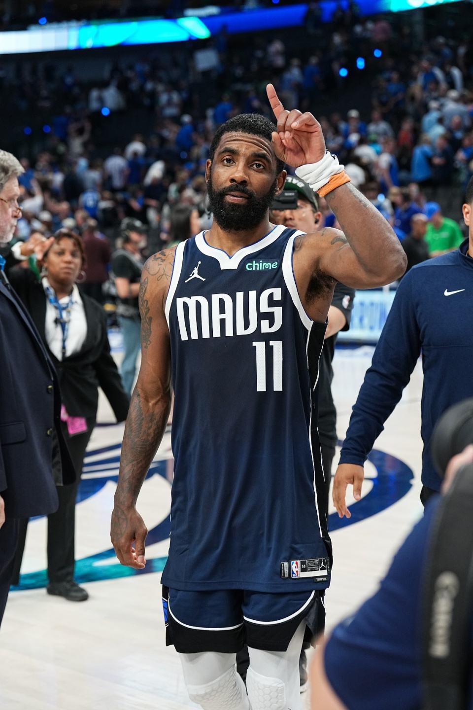 欧文:篮球教会了我很多东西 但生活是一位更好的老师