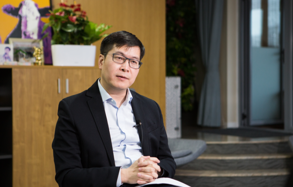 全国人大代表姚劲波:建议减税降费,鼓励企业招聘应届生