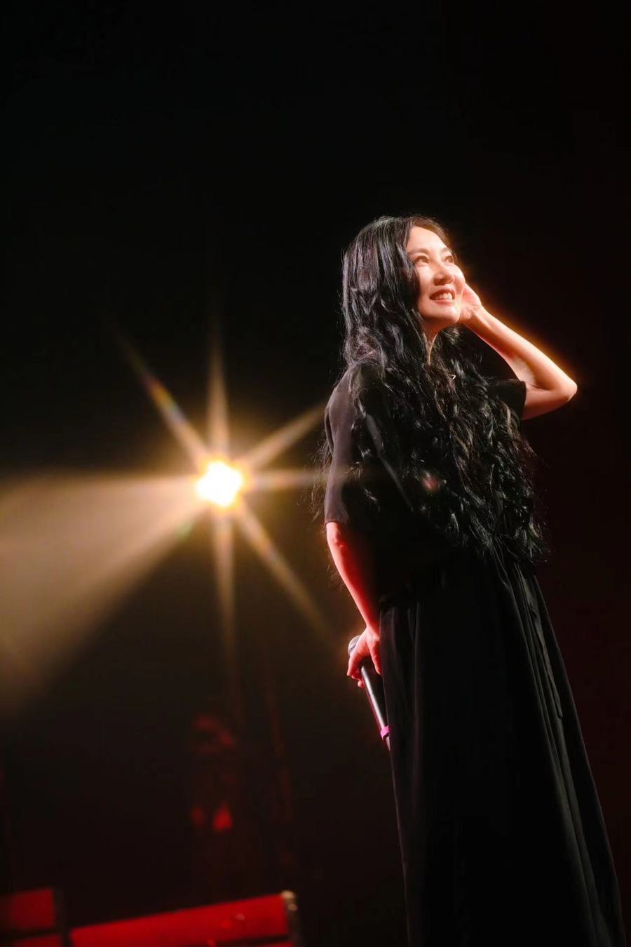 专访歌手丁薇:我不怕被遗忘,只怕故步自封_腾讯新闻