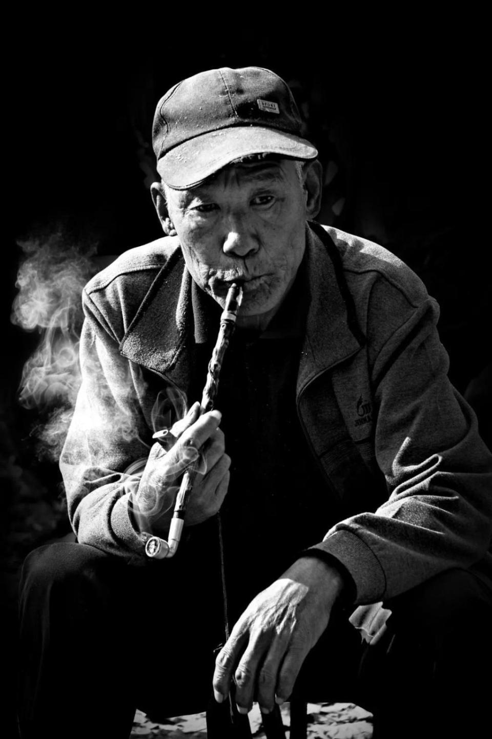 胶州市摄影家协会举办摄影沙龙 激发摄影艺术创作激情