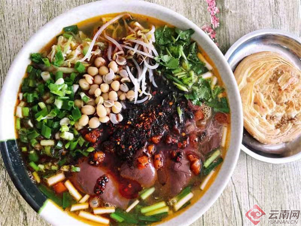 一碗文山米线的"食"刻守护