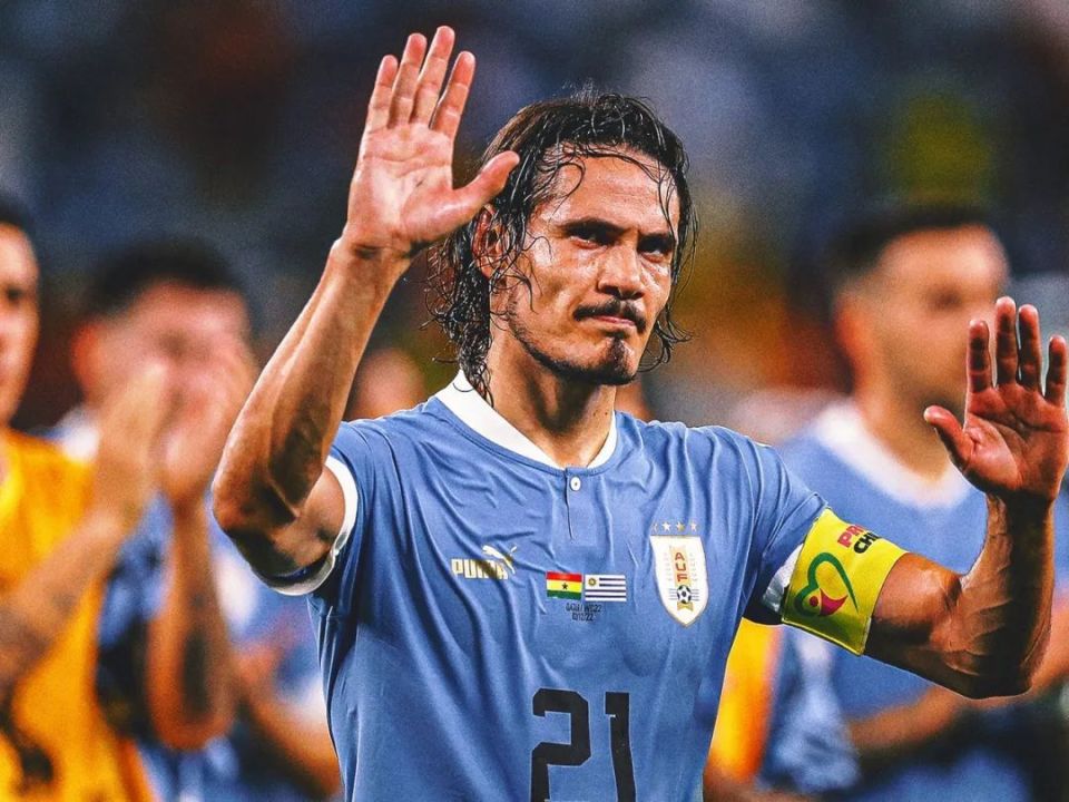 37岁的乌拉圭前锋卡瓦尼通过社交媒体发文宣布,从乌拉圭国家队正式