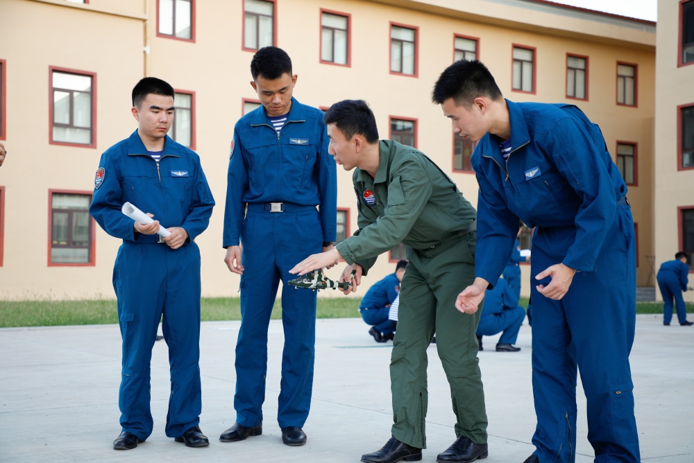 飞行学员图片