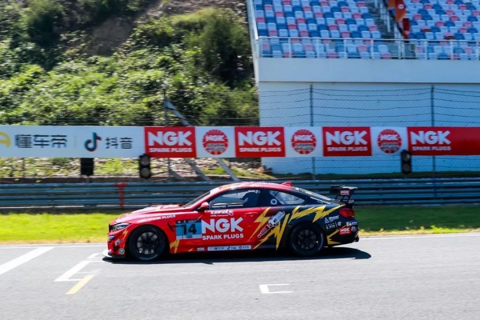 CEC宁波火热对决 NGK深入耐力赛场点燃速度激情