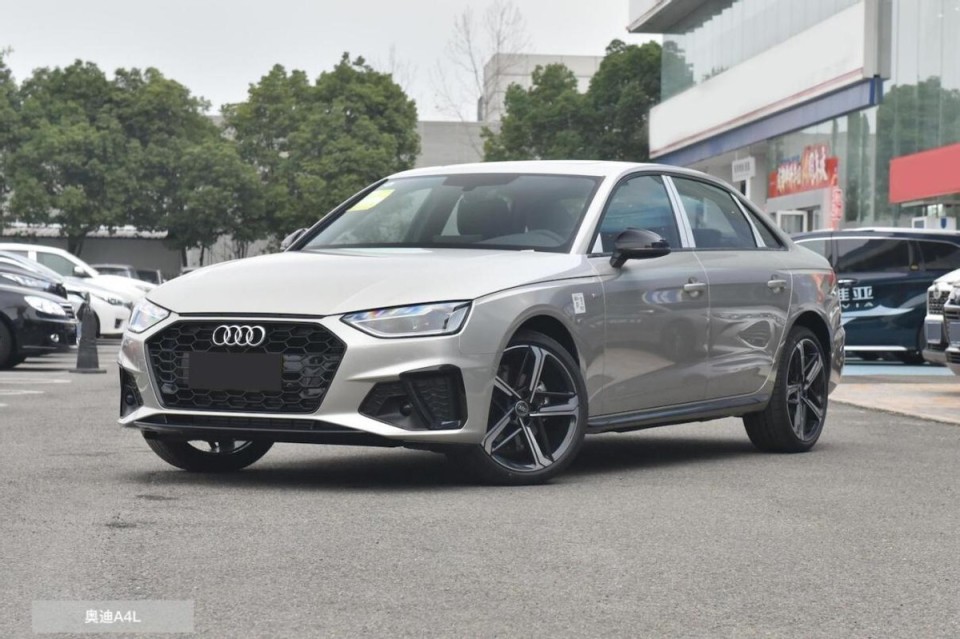 0t豪华b级车,凯迪拉克ct5和奥迪a4l,差距到底有多大?_腾讯新闻