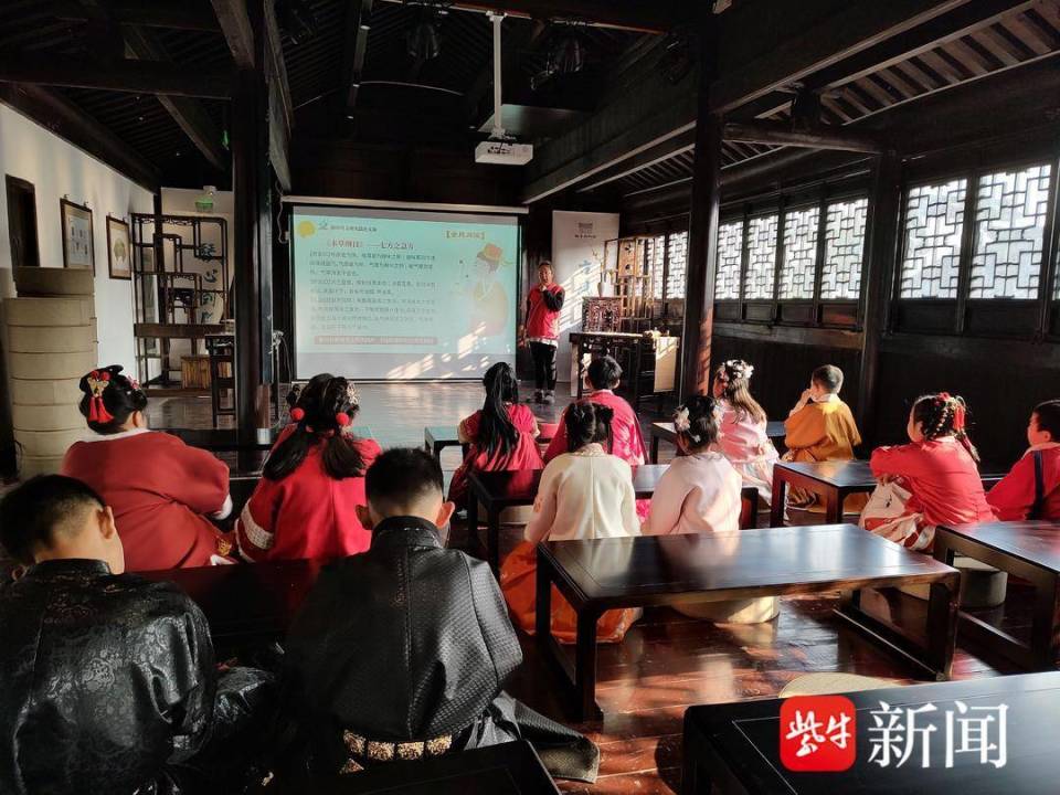 书韵飘香润民心 耕读传家行致远!常熟市支塘镇蒋巷村全民阅读正当时