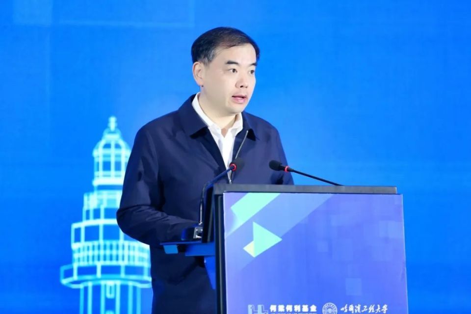 14位海内外院士齐聚何梁何利基金高峰论坛!