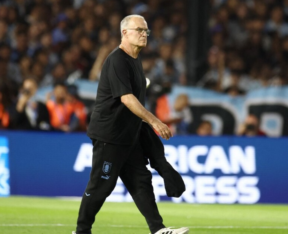 接连爆冷68岁的贝尔萨神了率队接连击败巴西阿根廷