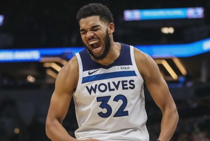 稳定发挥,唐斯13中8&三分4中2高效取20分4板3助