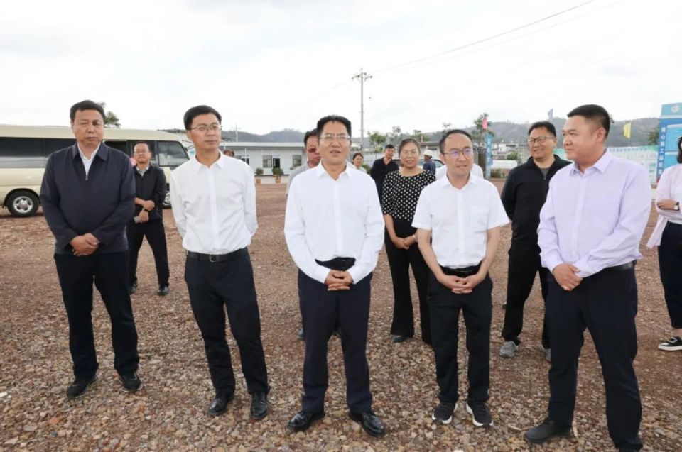 6月6日,十届州委常委会第135次(扩大)会议暨楚雄州2024年第二季度重大