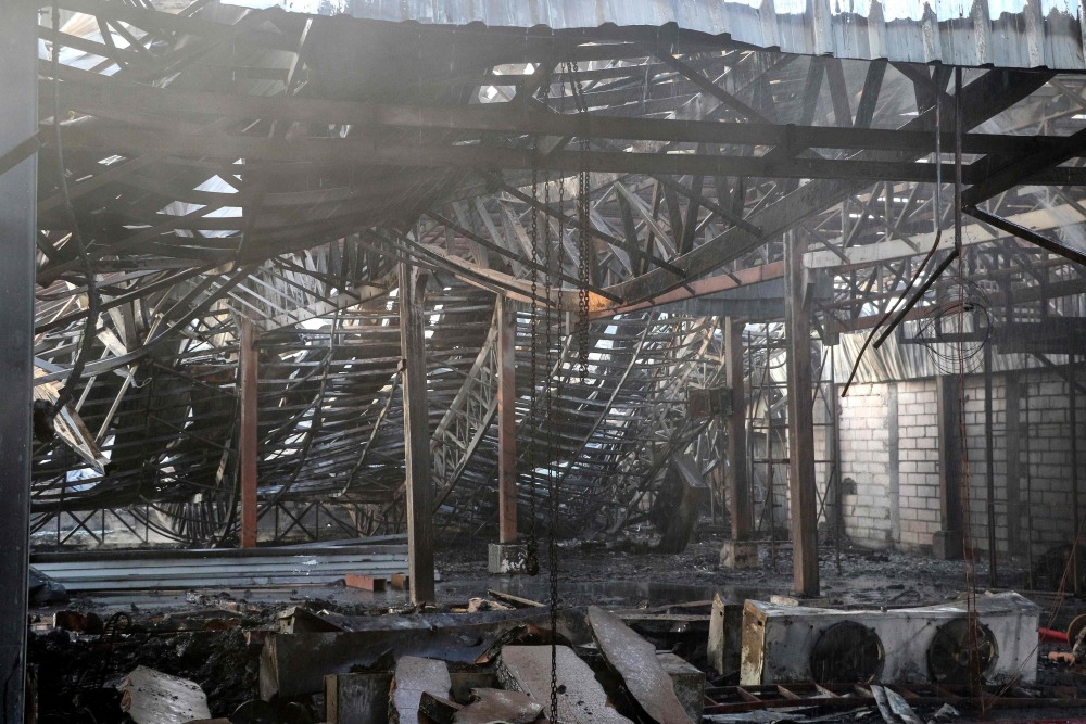 印度西部一游乐园发生火灾至少16人死亡