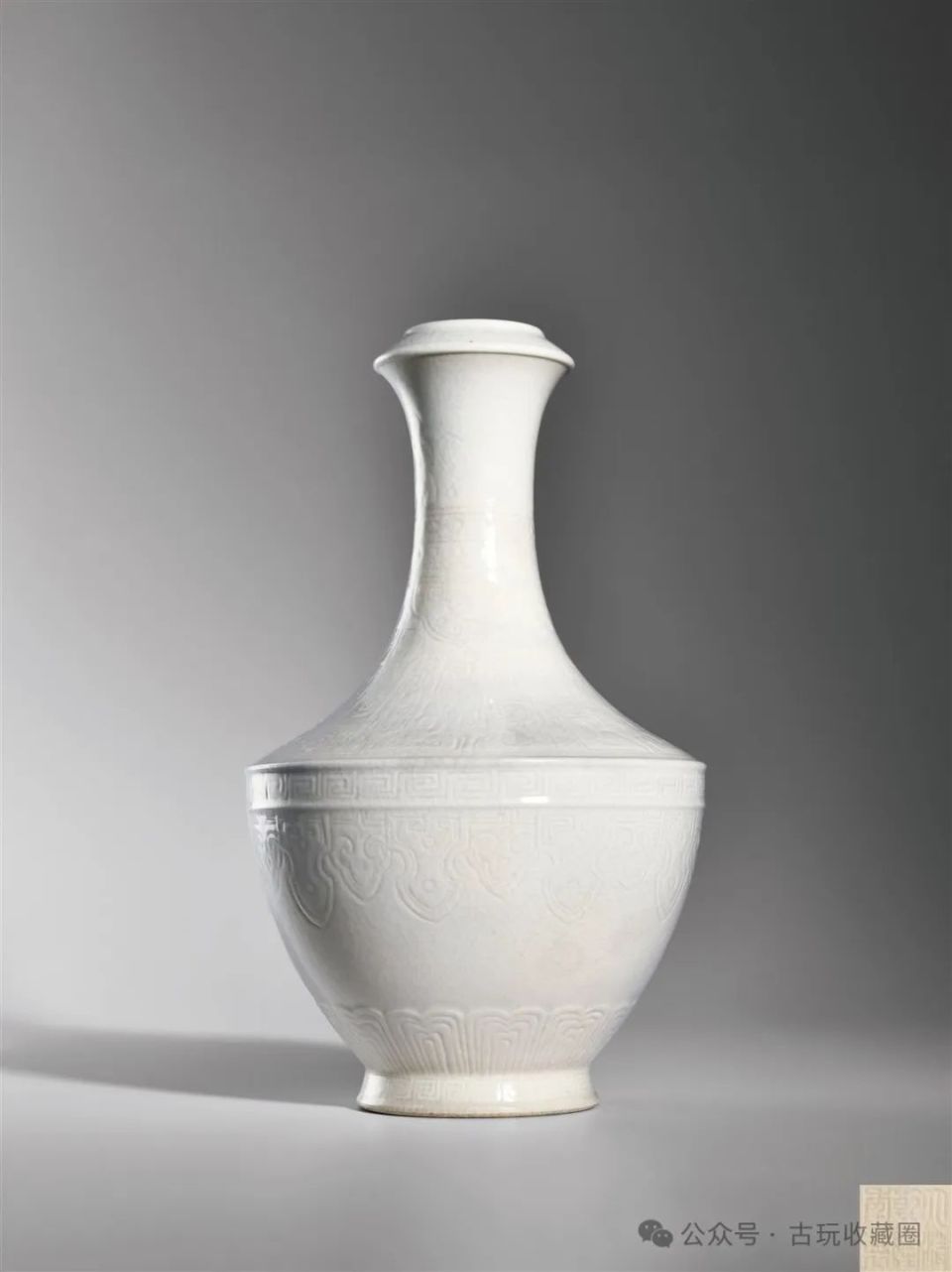 清乾隆 仿定釉饕餮纹盖碗尊