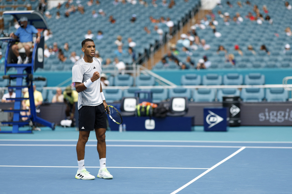 网球迈阿密公开赛奥热阿利亚西姆晋级