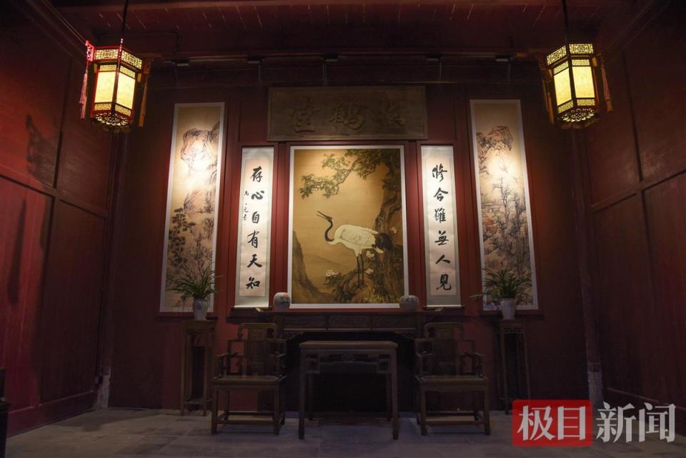 清朝咸丰九年,当地中医黄书贤创办松鹤堂,为民众看病,卖药.