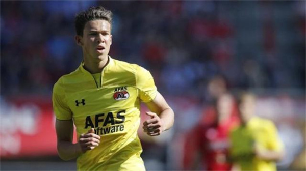 访荷兰传奇球星古利特从绿茵辫帅到电竞卡皇