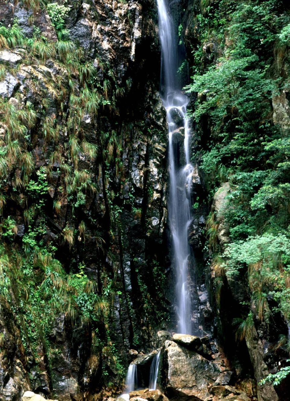 皖美夏日丨热04热04热04 消暑计划"凉"心上线,解锁宣城漂流玩水