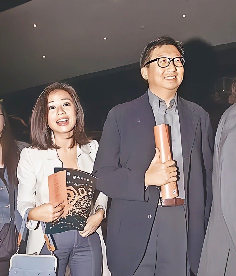 钟楚红和朱家鼎的凄美爱情:他带给我的,已经足够度过我的余生了_腾讯