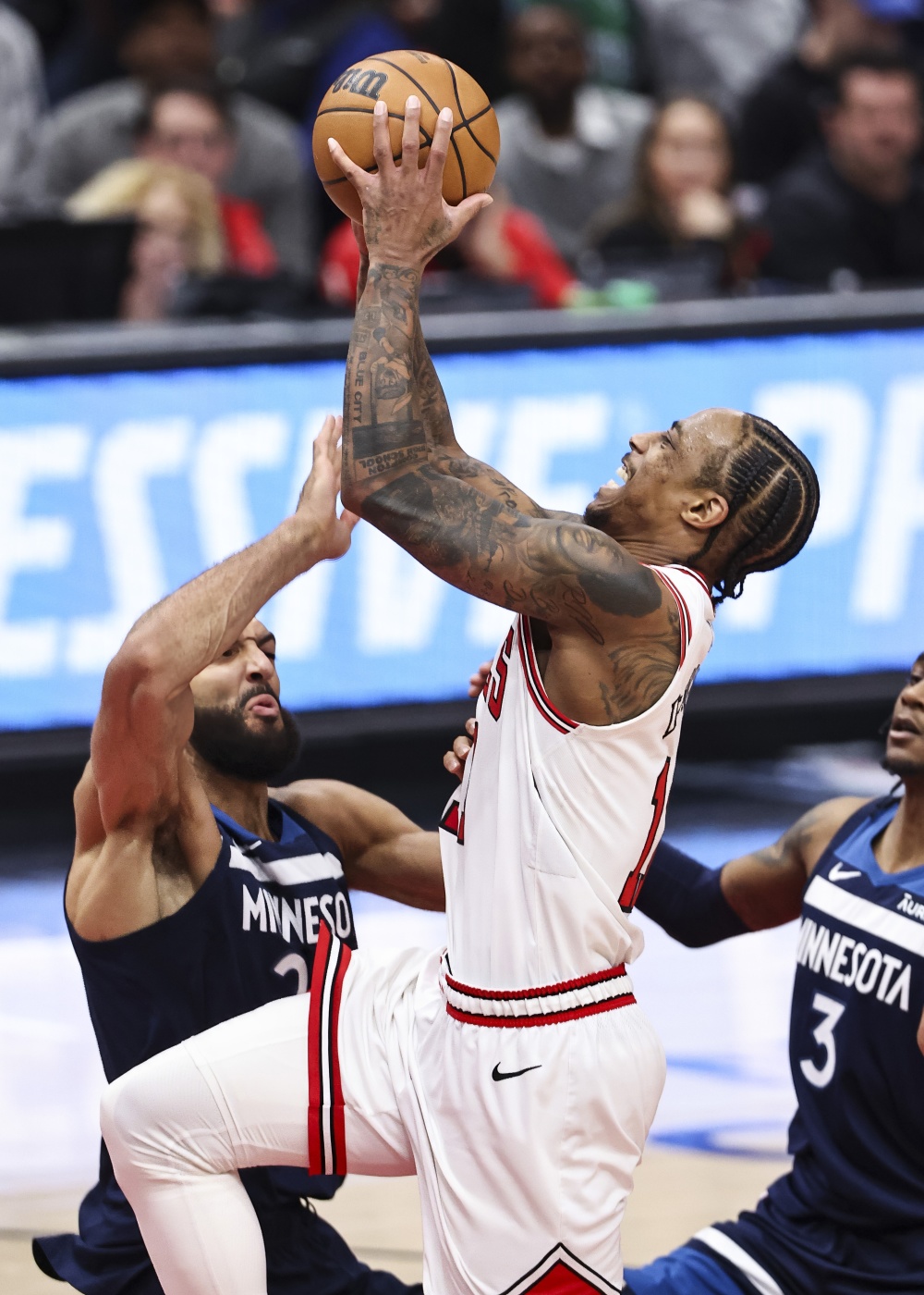 篮球——nba常规赛:公牛胜森林狼_腾讯新闻