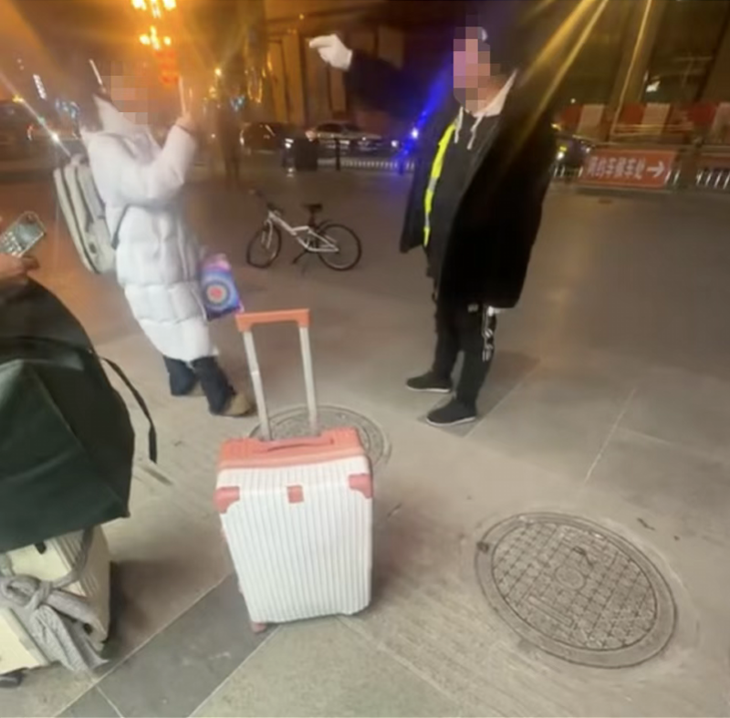 长春47岁无业男子在火车站向3名外地学生违法揽客！已拘留_腾讯新闻