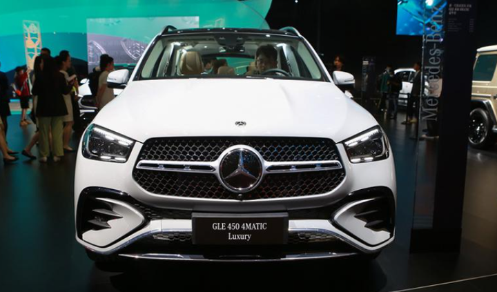 配置动力双提升售价上调079万元新款奔驰glephev实力如何