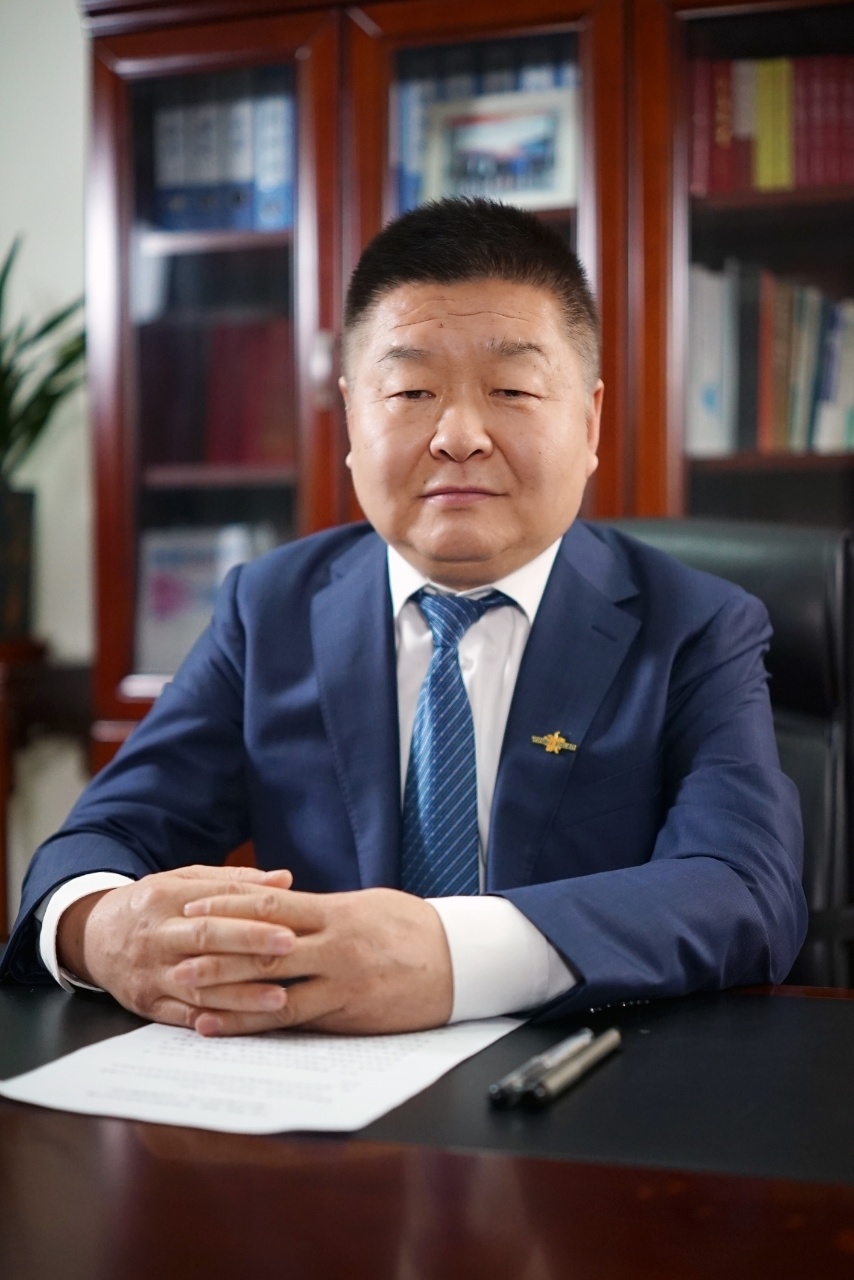 【专访】英利能源董事长尹绪龙:光伏行业发展模式将有两个转变_腾讯