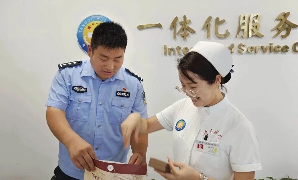 西安灞桥公安席王派出所构建警医联动全域共治新格局_腾讯新闻