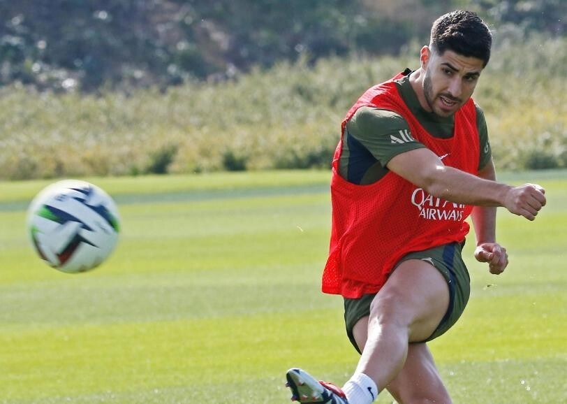 巴黎人报阿森西奥和马尔基尼奥斯恢复训练