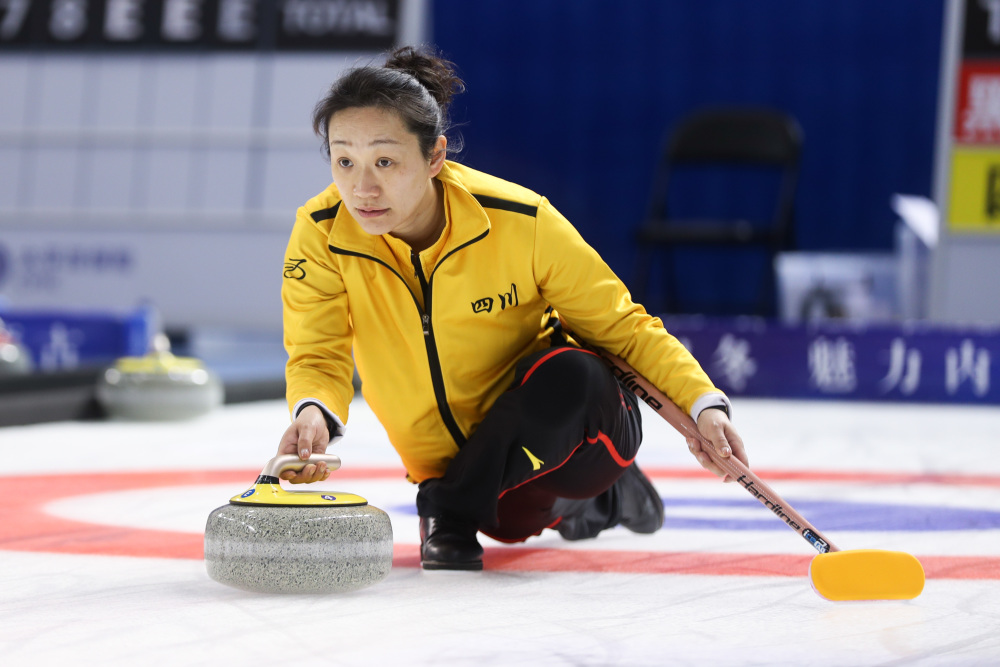 (体育)冰壶——全国冠军赛:黑龙江队晋级八强-腾讯新闻