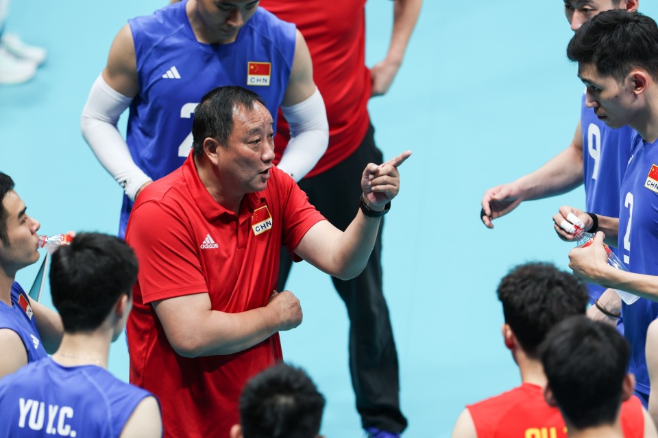 国家队的根基在于高水平的国内联赛——专访中国男排主教练吴胜_腾讯