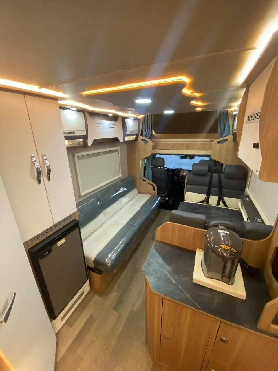 24年依维柯c型房车