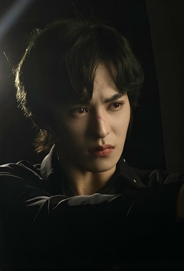 偶练左叶也拍戏了转型2年演了4部古装周也虞书欣新剧都有他