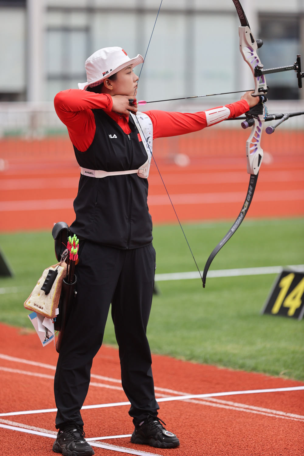 射箭——世界杯赛上海站:李佳蔓晋级女子反曲弓个人赛四强