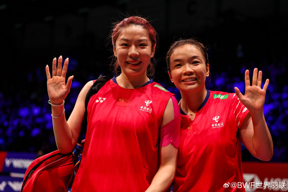 国羽“凡尘”组合掀翻2号种子，陈雨菲苦战力克山口茜