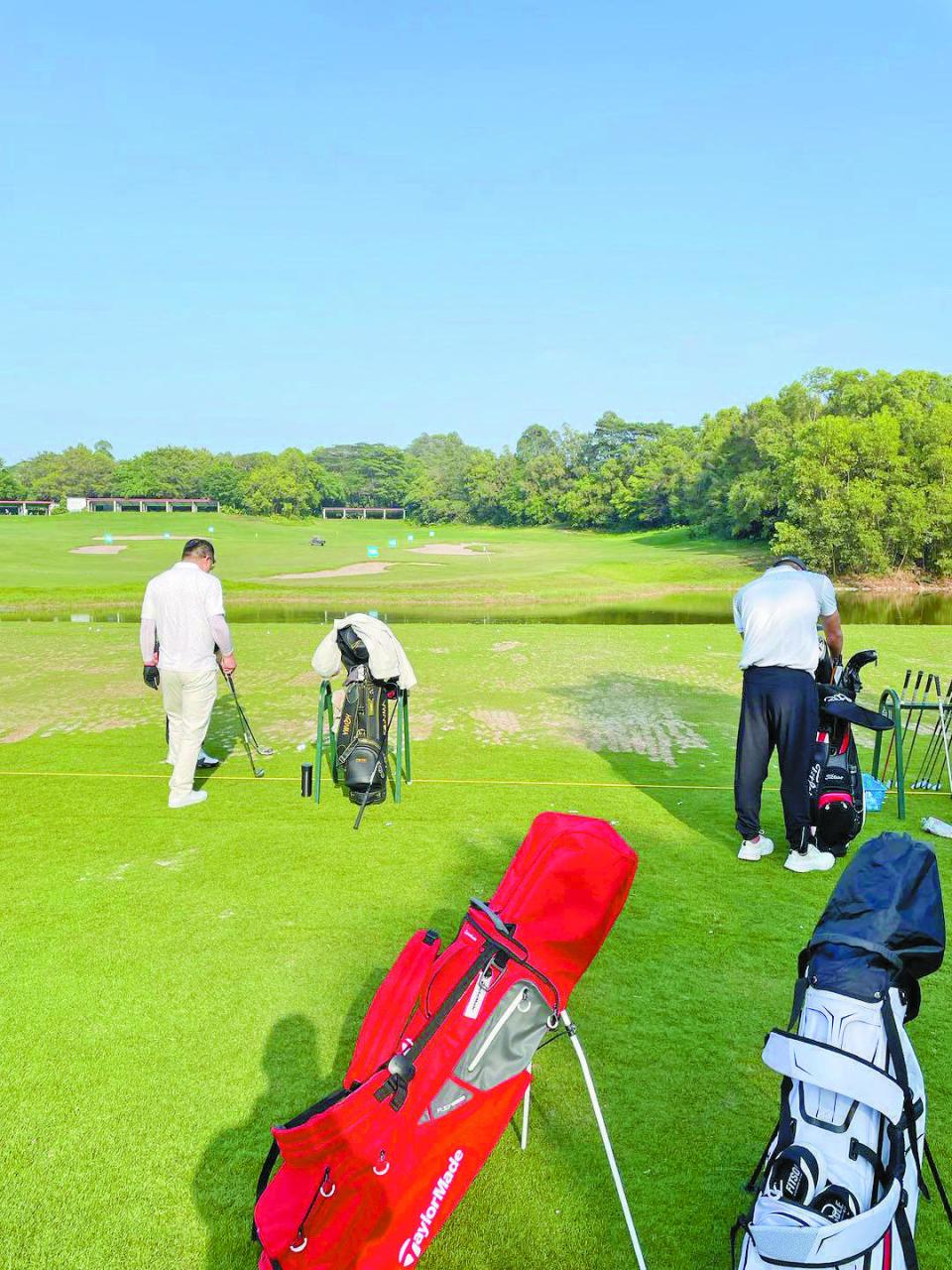 晶报特别报道|校园,商圈,高尔夫的深圳新场景_腾讯新闻