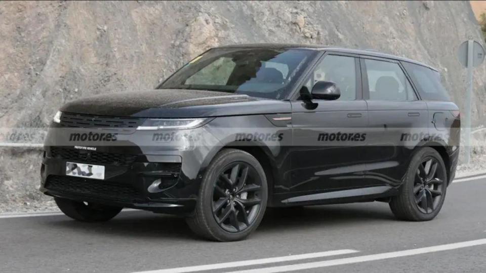 【e汽车】路虎揽胜家族纯电版路试谍照曝光