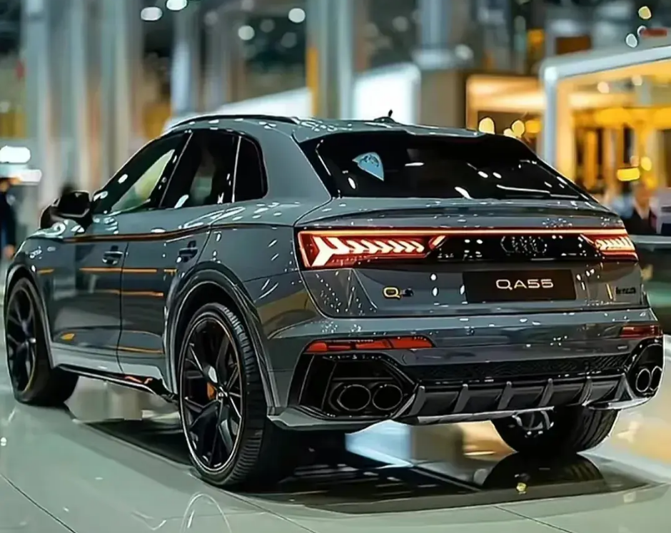 新"奥迪q5"海外发布,出厂带运动套件,内饰堪比保时捷!_腾讯新闻