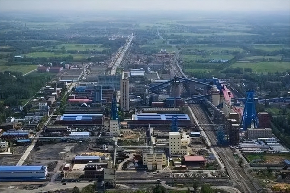 接连两起煤矿事故已致12人遇难其中一企业原董事长副总经理此前被查