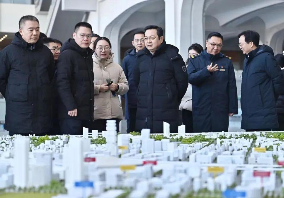 张国华调研雄安新区重点项目建设、物资保供及安全生产等有关工作