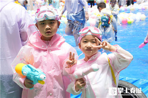 昆明市云著幼儿园举办"夏日甜蜜,亲子共乐"六一儿童节活动