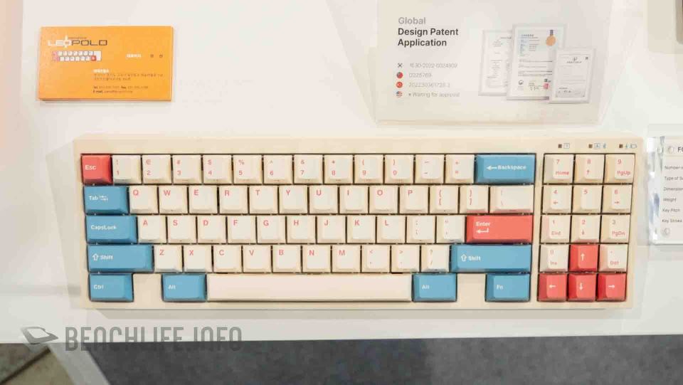 大 l 利奥博德展出方向键   数字键盘二区合一无线机械键盘