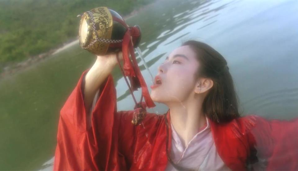 而是"金,辽,苗,藏,蒙,回六族,你们汉人专挑人数最少的苗人欺榨压迫