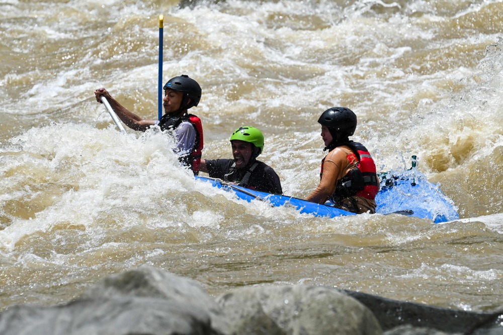 印度尼西亚亚齐特区体验皮划艇漂流